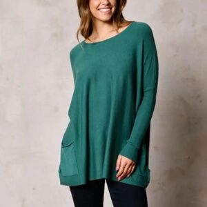 Tea n Rose Front Pocket Dolman Sweater Tunic - Hunter Green